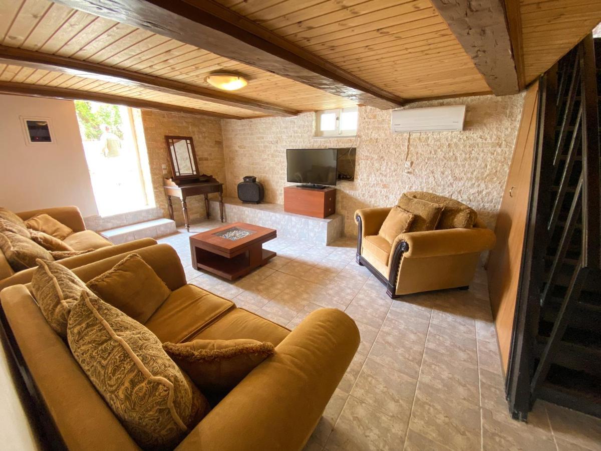 Апартаменты Pulchra Campis,Private Pool,Wifi,Parking Nerokouros Экстерьер фото